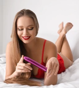 Lepd meg magad vibrátorral Valentin-nap alkalmából!