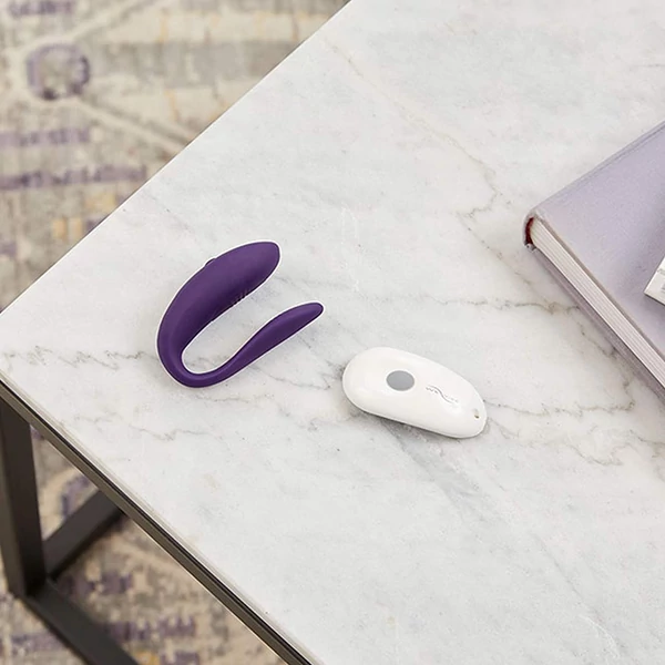 We-Vibe Unite 2.0 - akkus párvibrátor (lila) -
